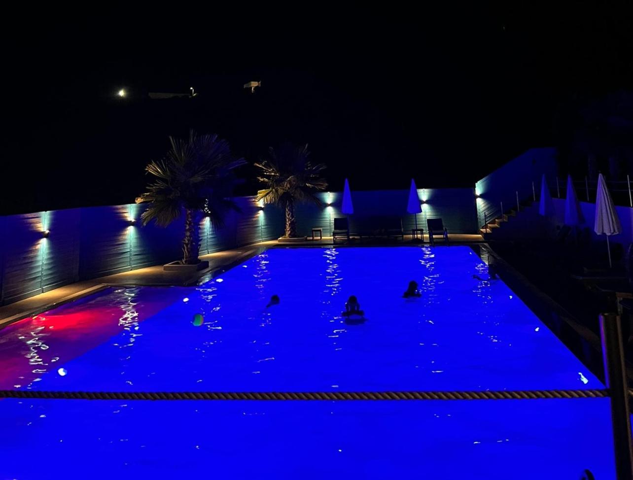 Saint Michelle Residence Shetaj Εξωτερικό φωτογραφία