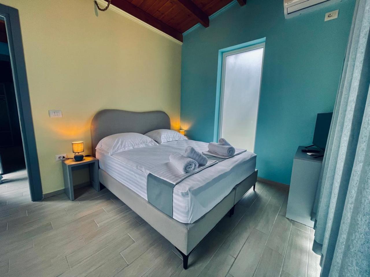 Saint Michelle Residence Shetaj Εξωτερικό φωτογραφία