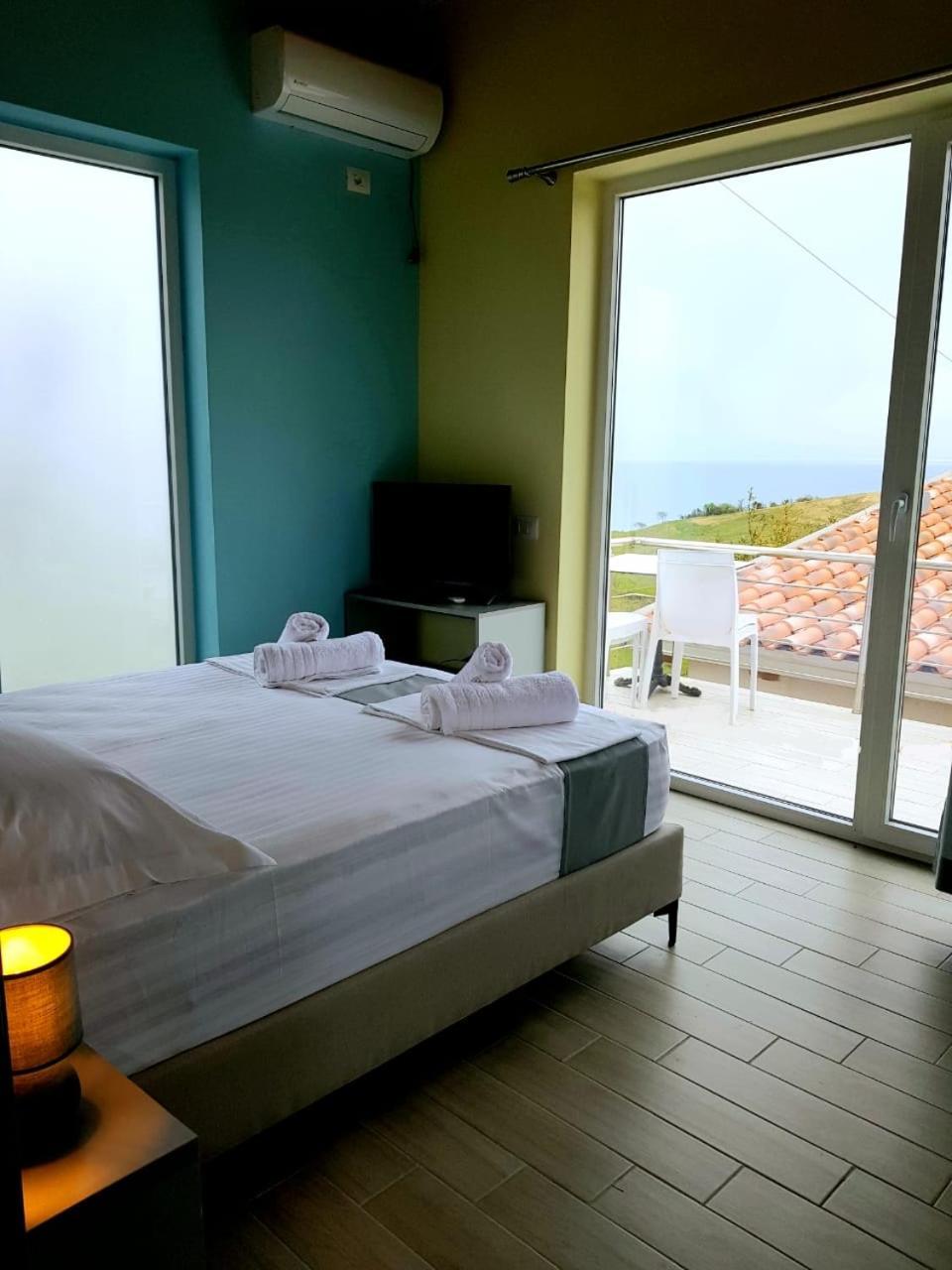 Saint Michelle Residence Shetaj Εξωτερικό φωτογραφία